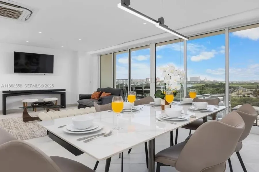 CASA Atlantic 360 UNIT 4B
