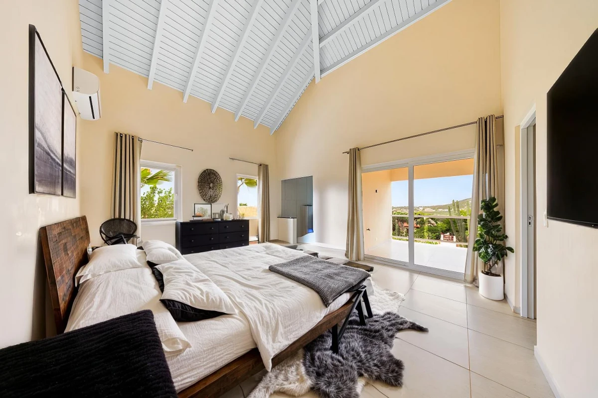 Main bedroom, after virtual staging