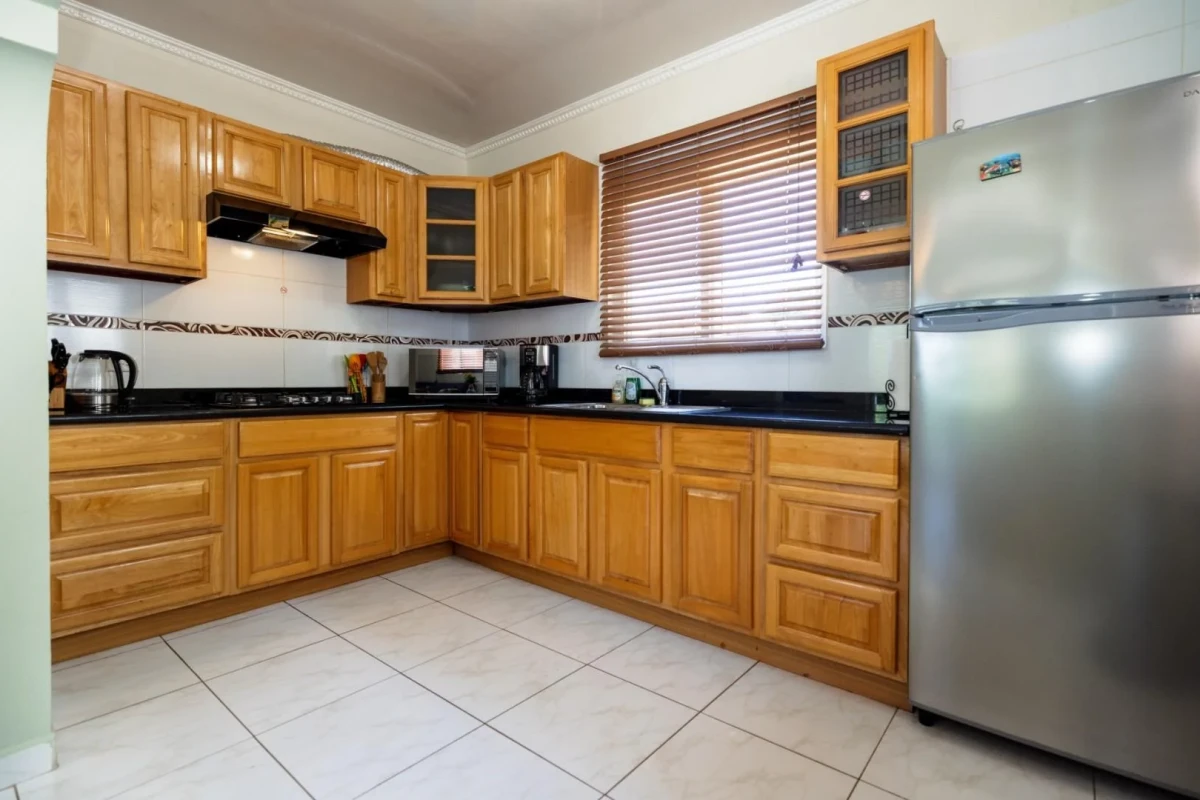 Kitchen apt., after virtual staging